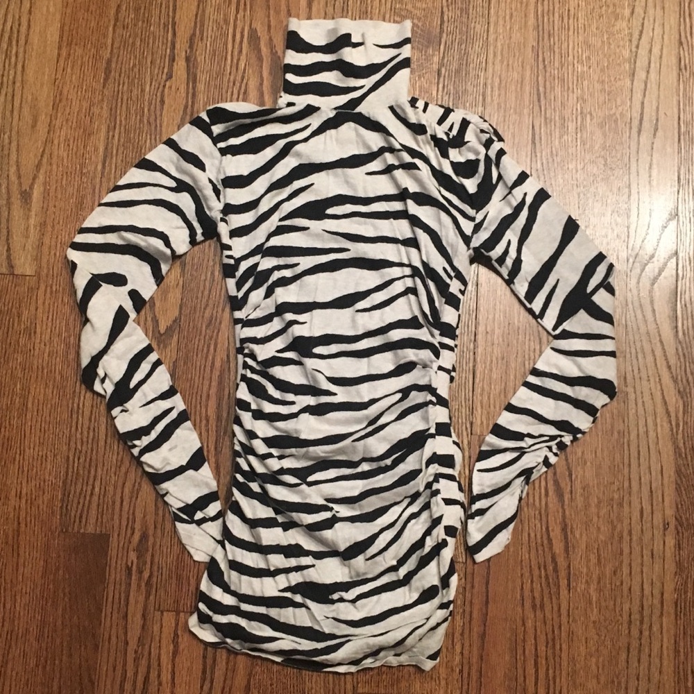 MODA INTERNATIONAL/Tunic